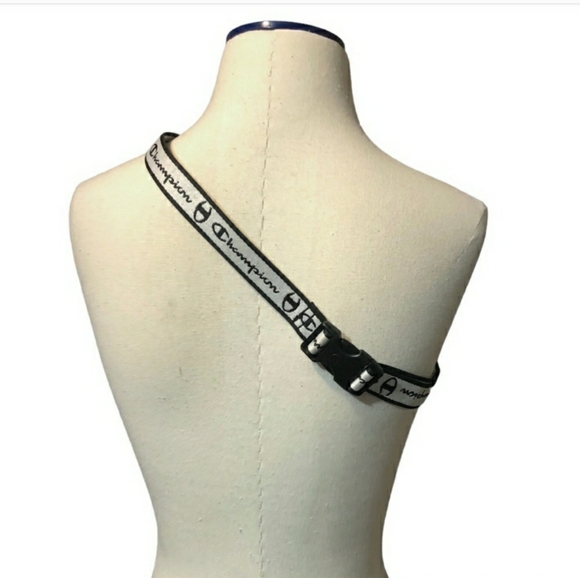 CHAMPION Logo Waist Pack with Adjustable Strap NWOT! - Picture 6 of 7